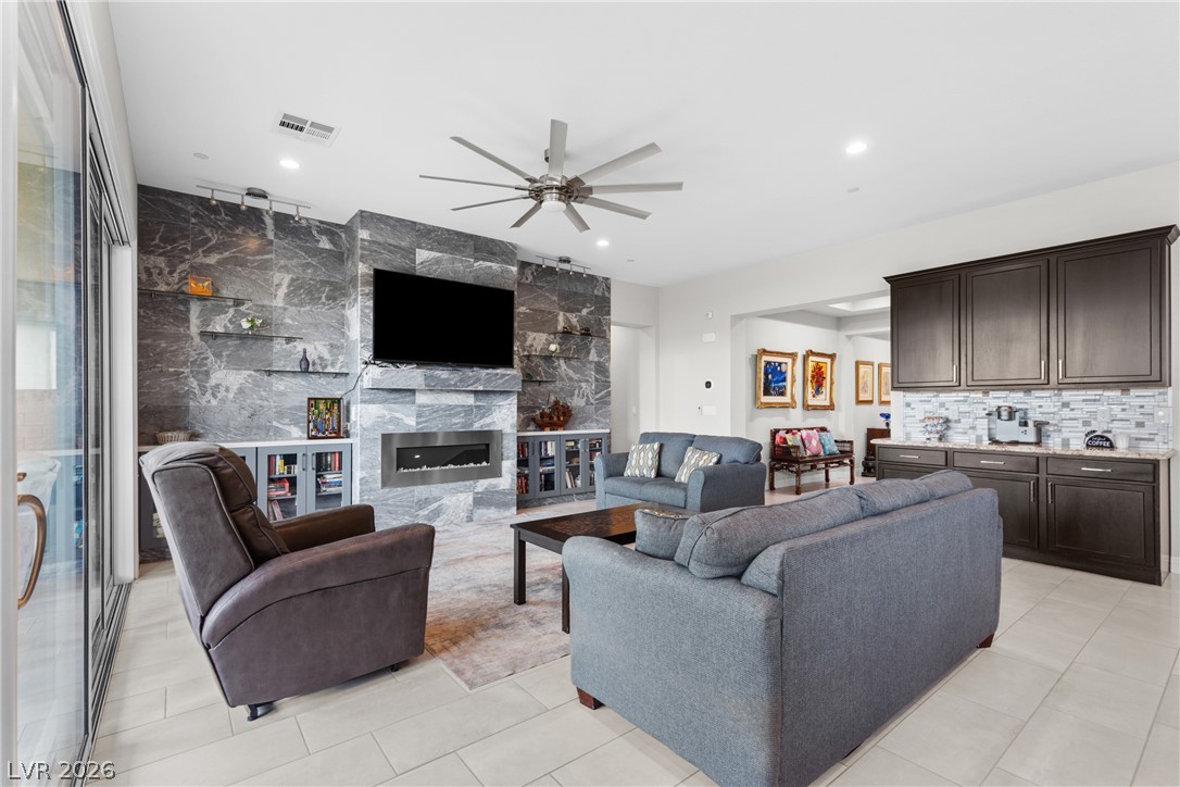 Photo 7 of 56, 3124 Pavilio Drive