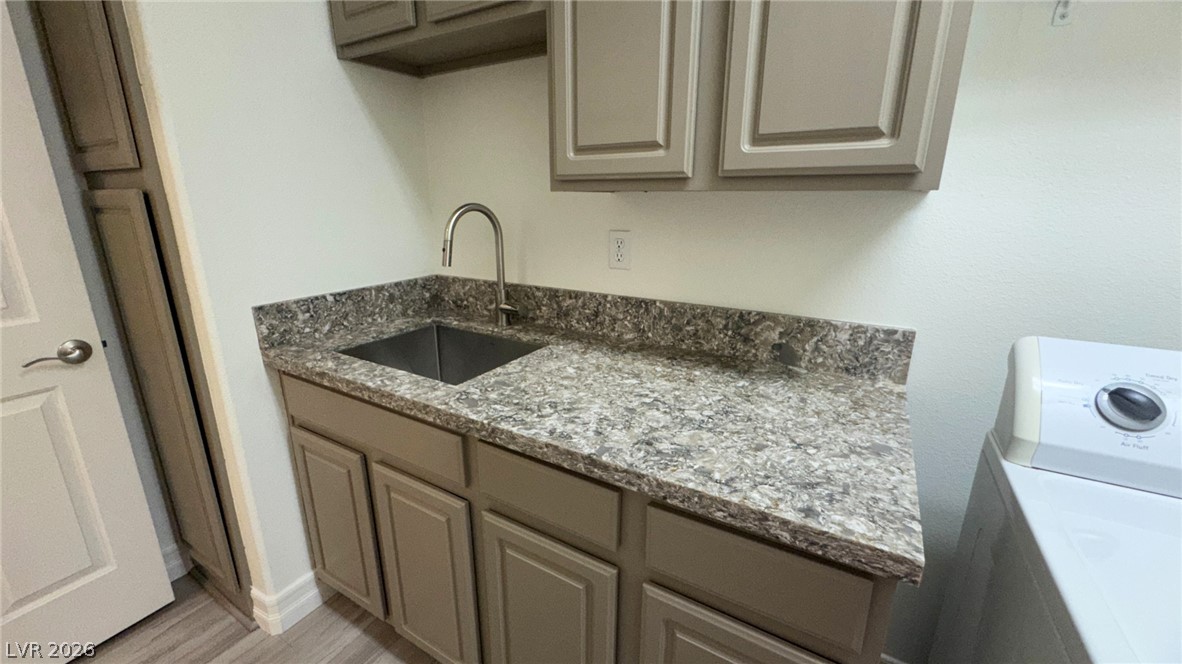 Photo 37 of 40, 8304 Apple Glaze Avenue #203