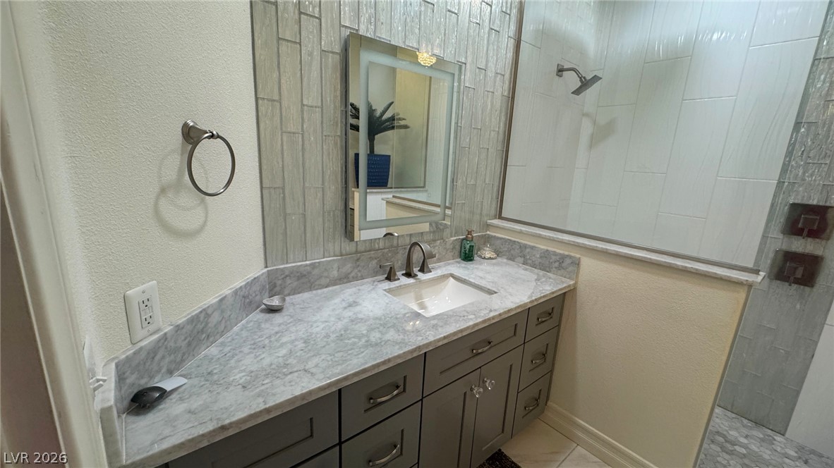Photo 18 of 40, 8304 Apple Glaze Avenue #203