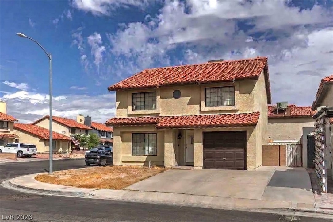 Photo 2 of 6728 Wenatchee Drive