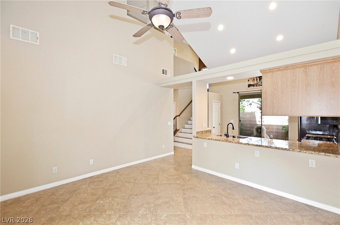 Photo 7 of 46, 7608 Belhurst Avenue