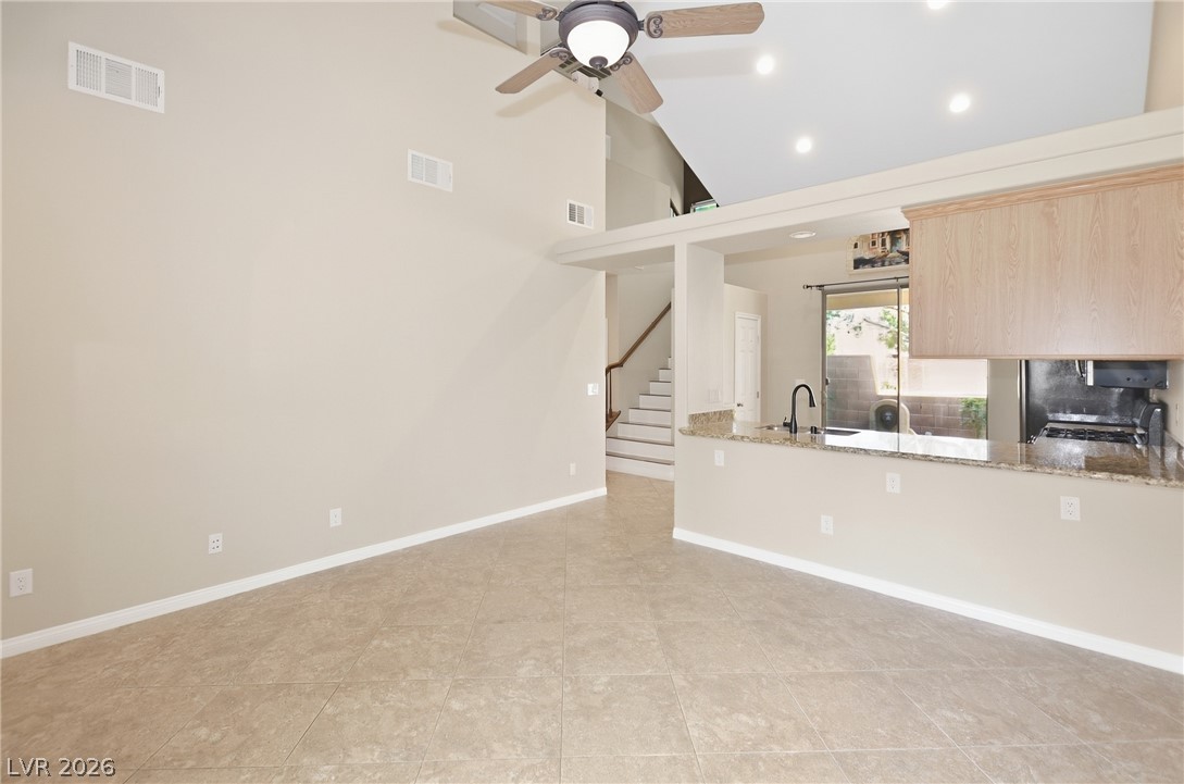 Photo 6 of 46, 7608 Belhurst Avenue