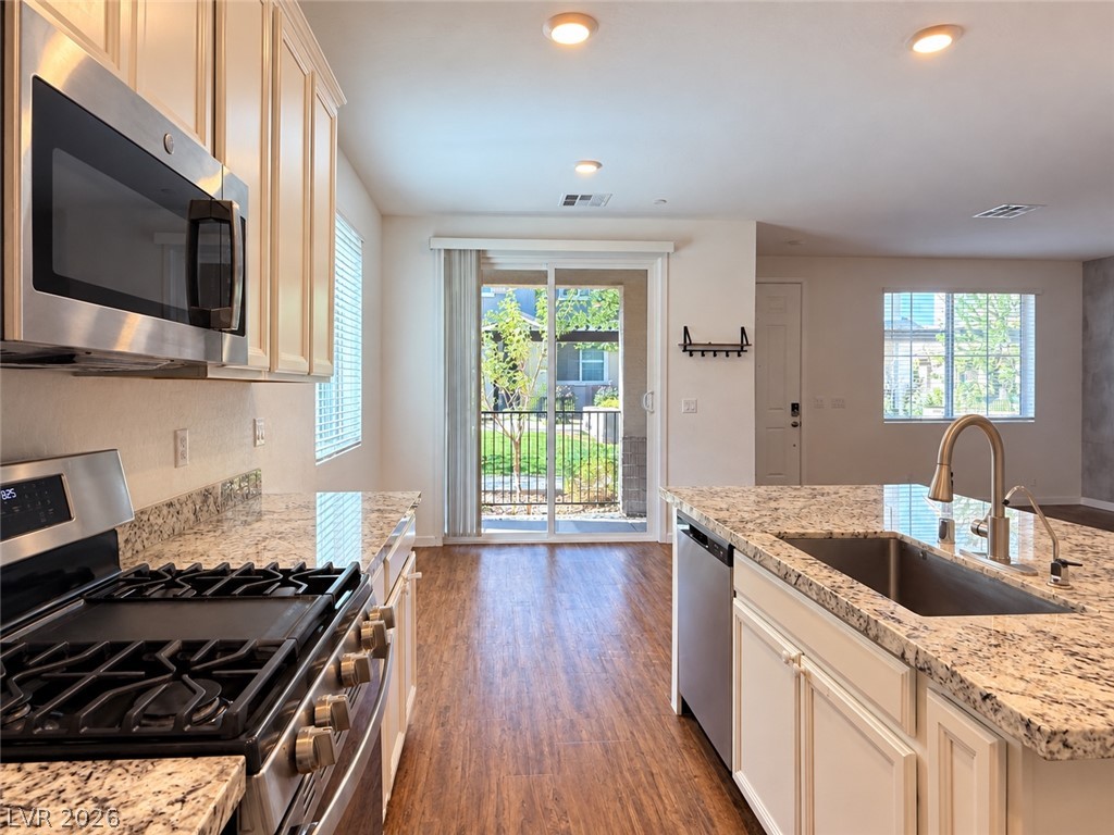 Photo 3 of 5730 Sky Pointe Drive #120