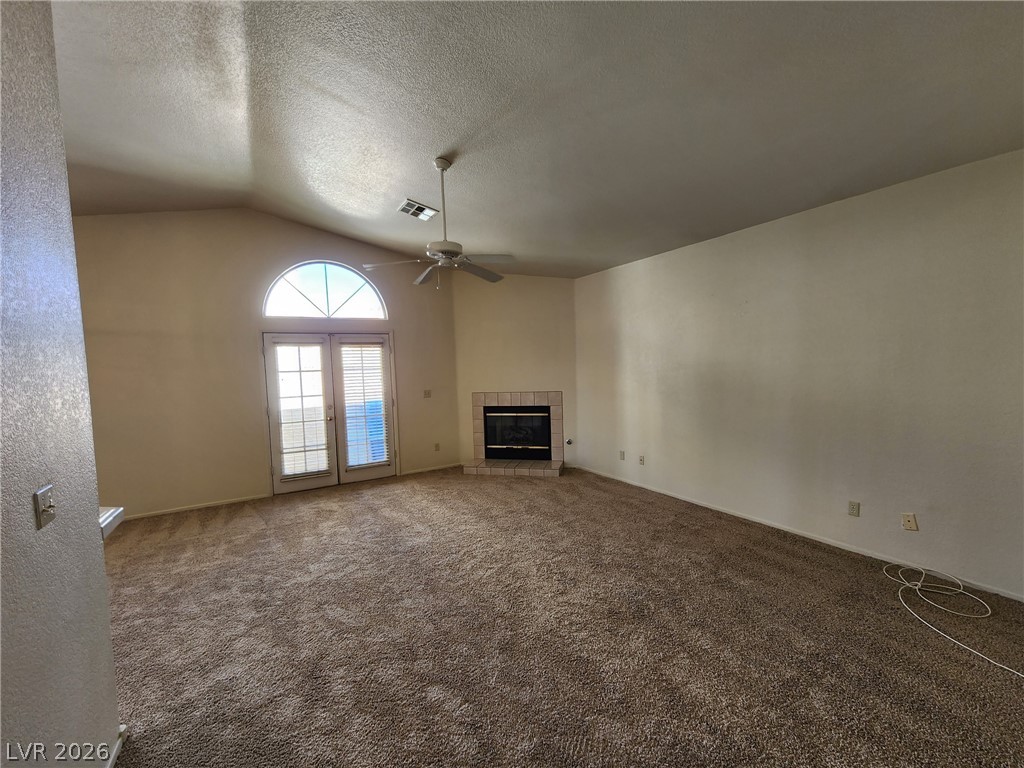 Photo 4 of 8301 Boseck Drive #237