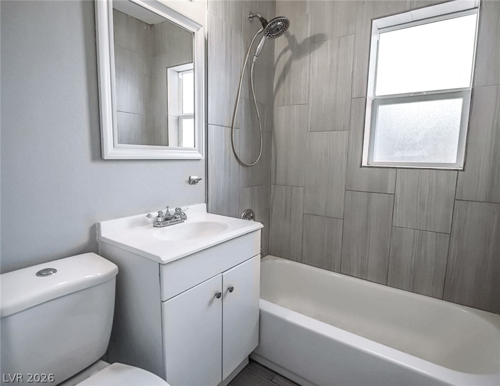 Photo 6 of 18, 224 N 13th Street