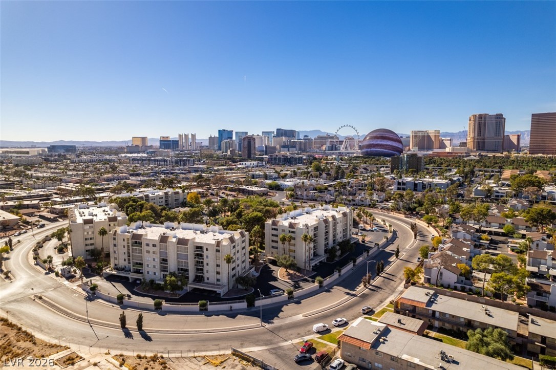 730 S Royal Crest Circle #426, Las Vegas 89169