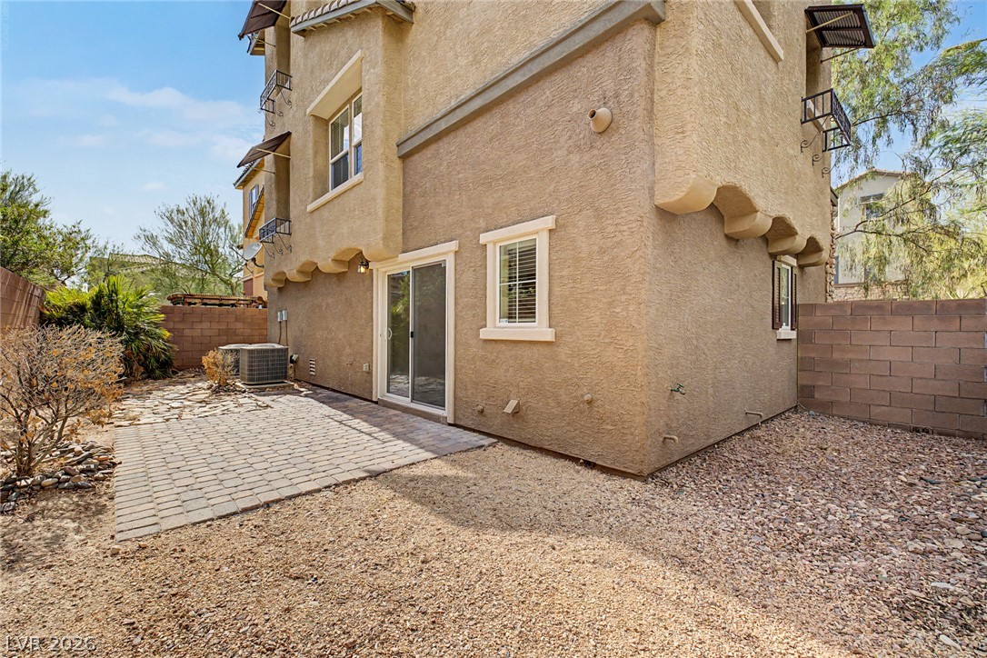 Photo 4 of 10446 Wildflower Gully Street