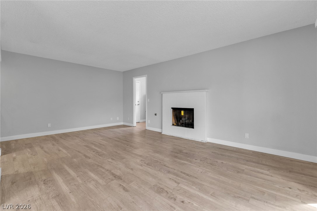Photo 17 of 38, 3907 Ebro Way