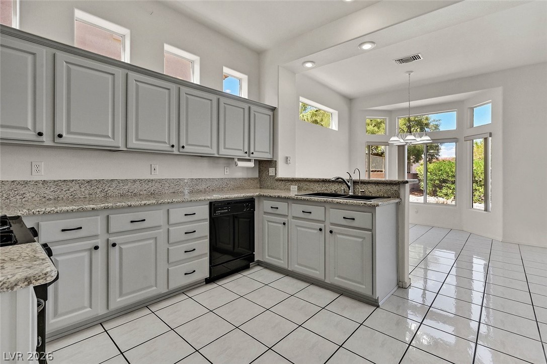 Photo 7 of 27, 11000 Rackhurst Avenue