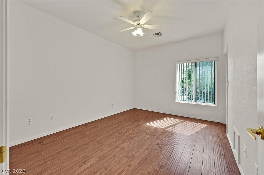 Photo 14 of 27, 11000 Rackhurst Avenue