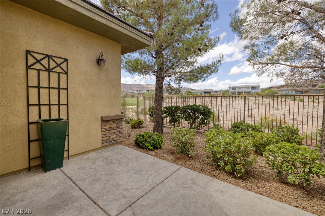 Photo 22 of 57, 11280 Granite Ridge Drive #1054