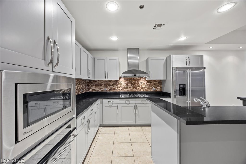 Photo 11 of 53, 4575 Dean Martin Drive #3009