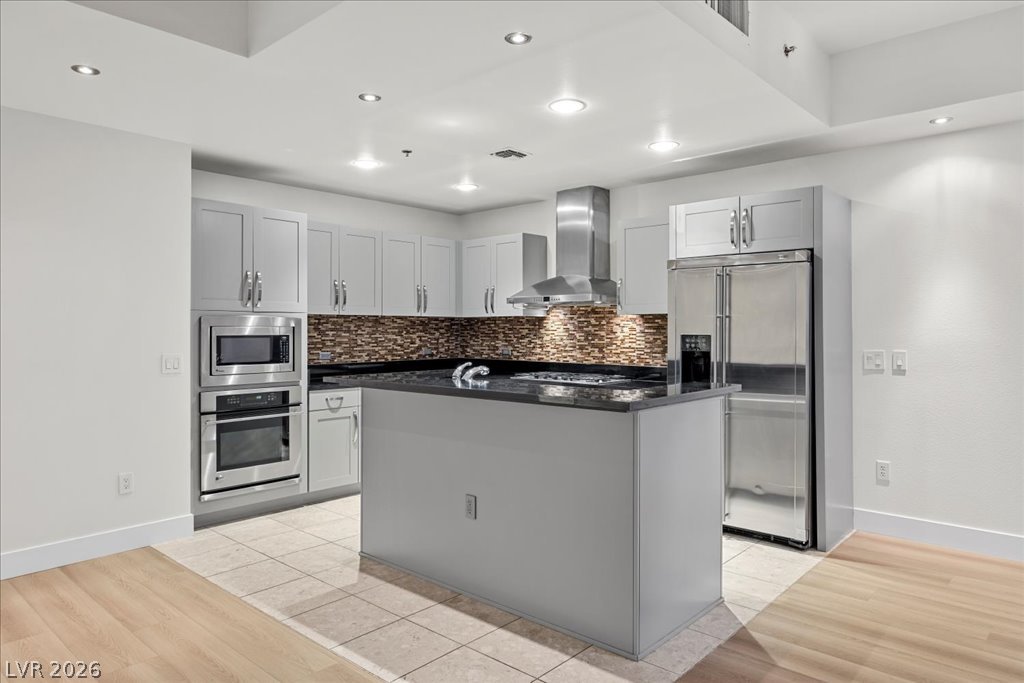 Photo 13 of 53, 4575 Dean Martin Drive #3009