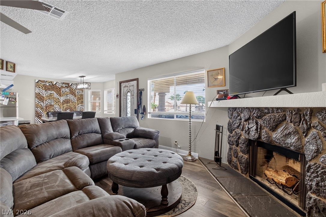 Photo 8 of 28, 1341 Pinto Rock Lane #202