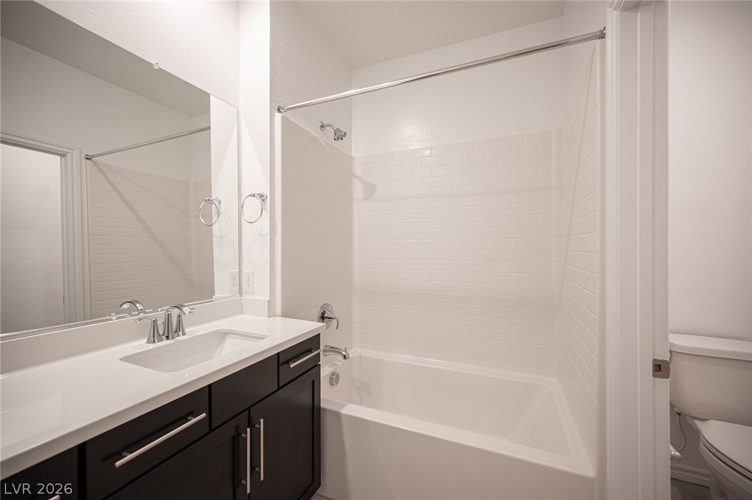 Photo 31 of 45, 600 N Carriage Hill Drive #1056