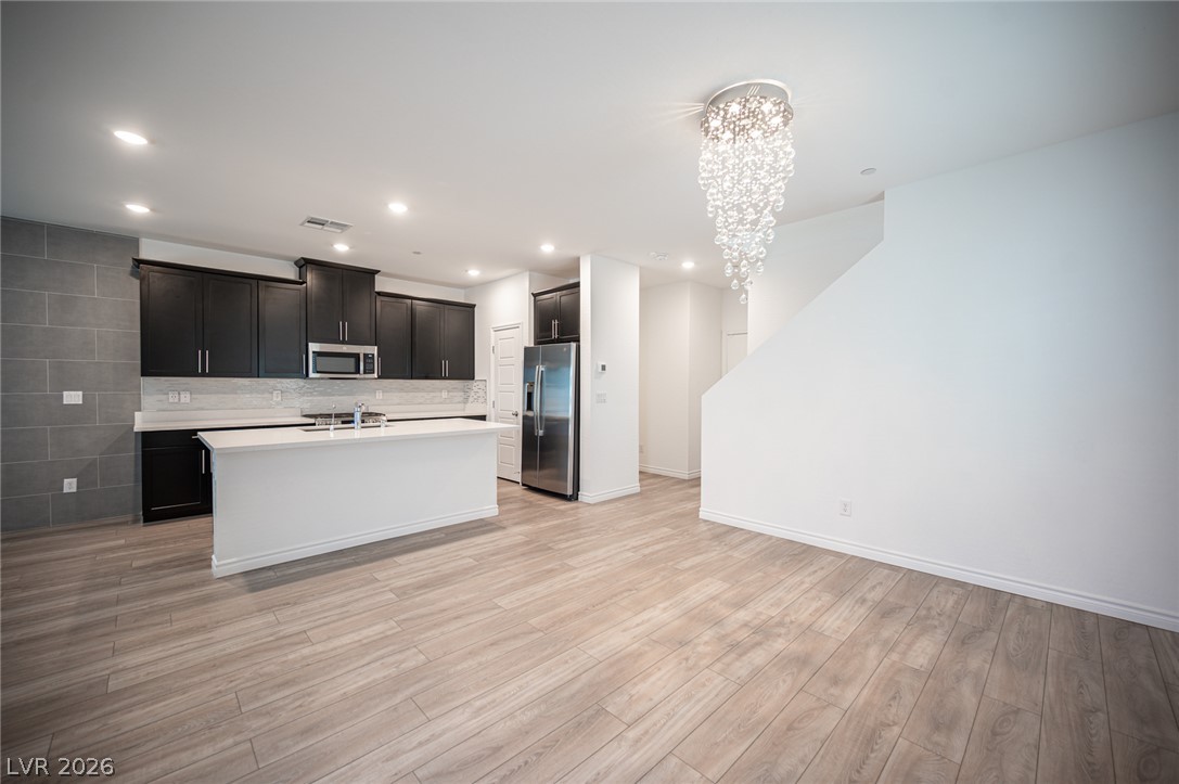 Photo 9 of 45, 600 N Carriage Hill Drive #1056