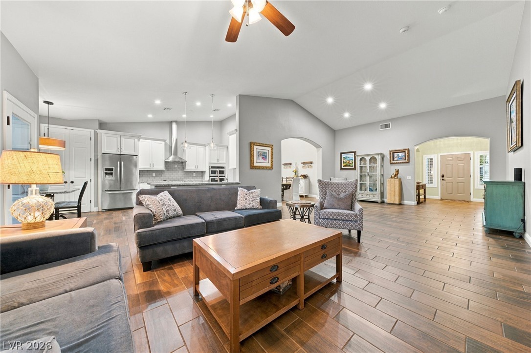 Photo 4 of 11160 Shadow Nook Court