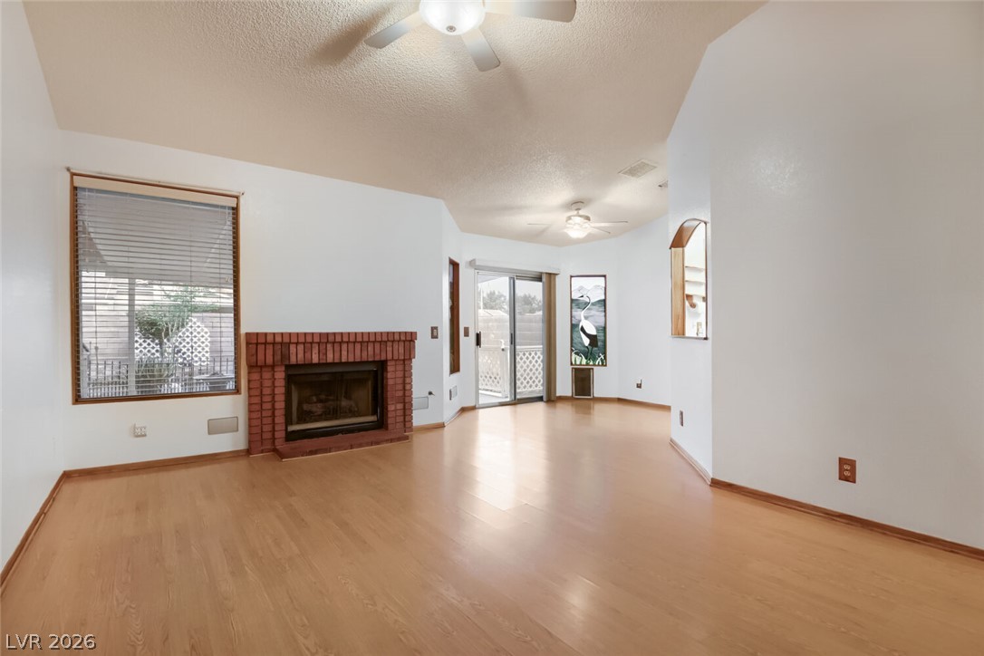 Photo 7 of 28, 749 Tenderfoot Circle