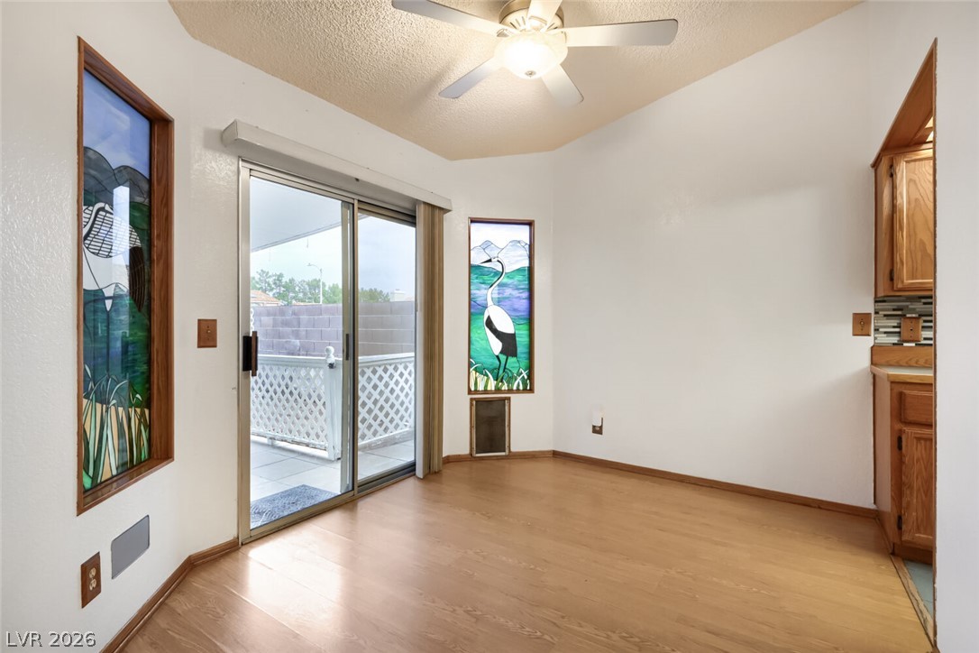 Photo 9 of 28, 749 Tenderfoot Circle