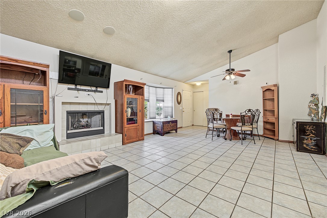Photo 8 of 31, 2509 Castlesands Way