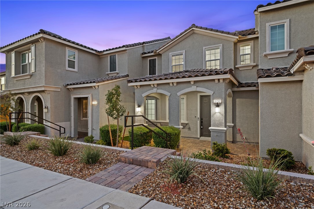 Photo 16 of 37, 3732 Battipaglia Avenue