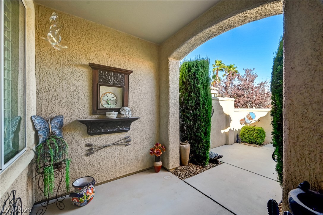 Photo 5 of 5041 Vincitor Street