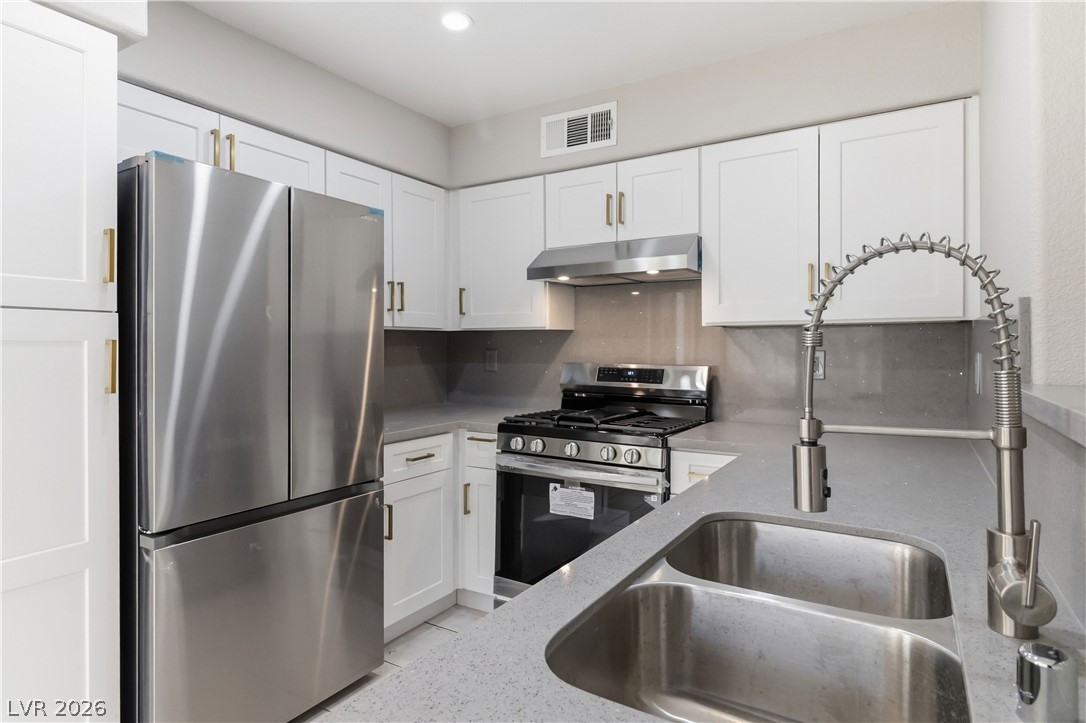 3144 Tarpon Drive #204, Las Vegas 89120