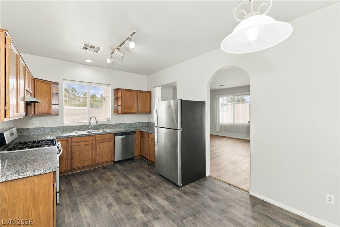 Photo 6 of 22, 6332 Pronghorn Ridge Avenue