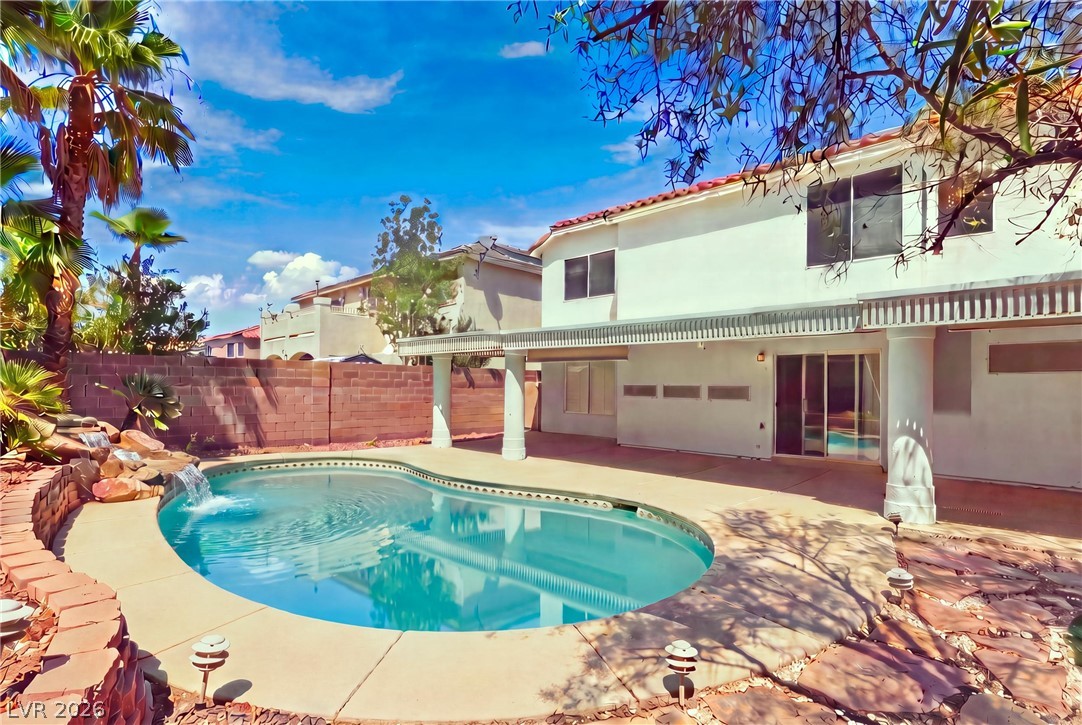 8019 Avalon Mist Street, Las Vegas 89139