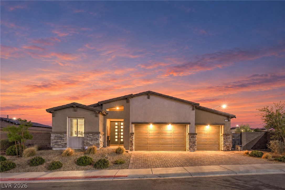251 Robson Ridge Lane, Henderson 89015