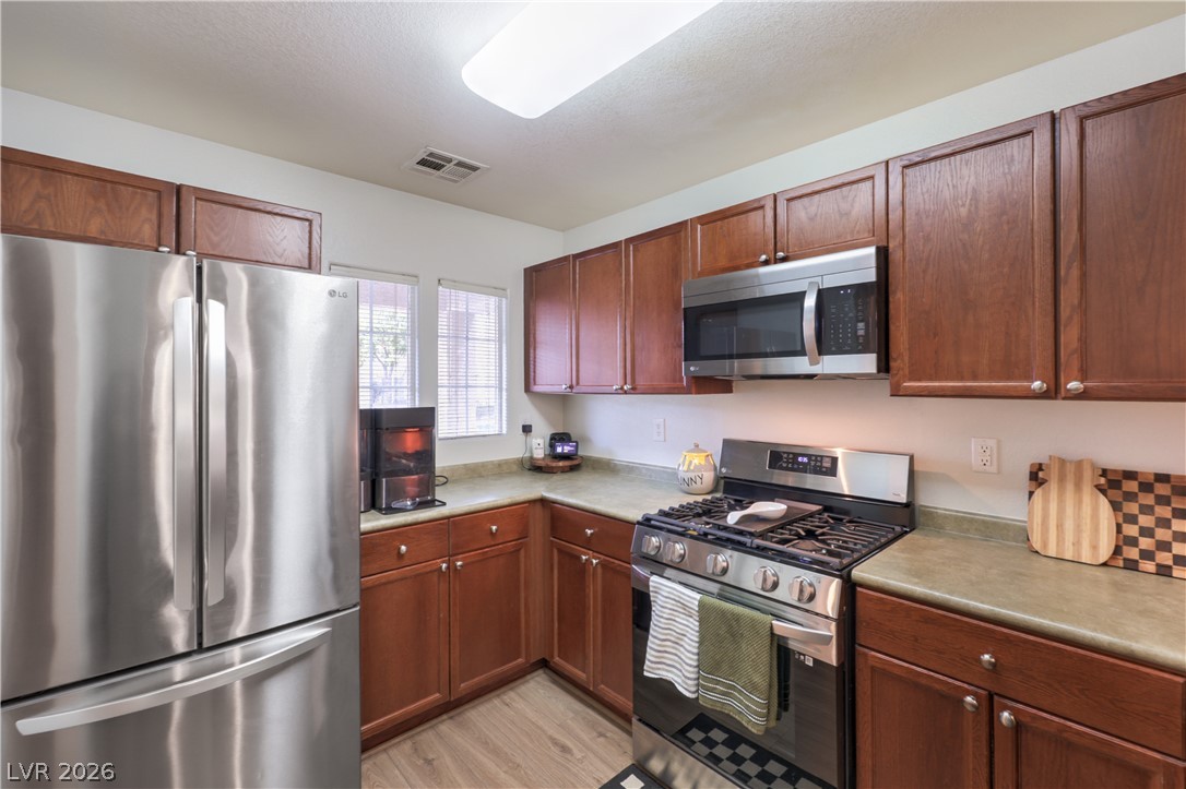 Photo 11 of 29, 9112 Alluring Avenue