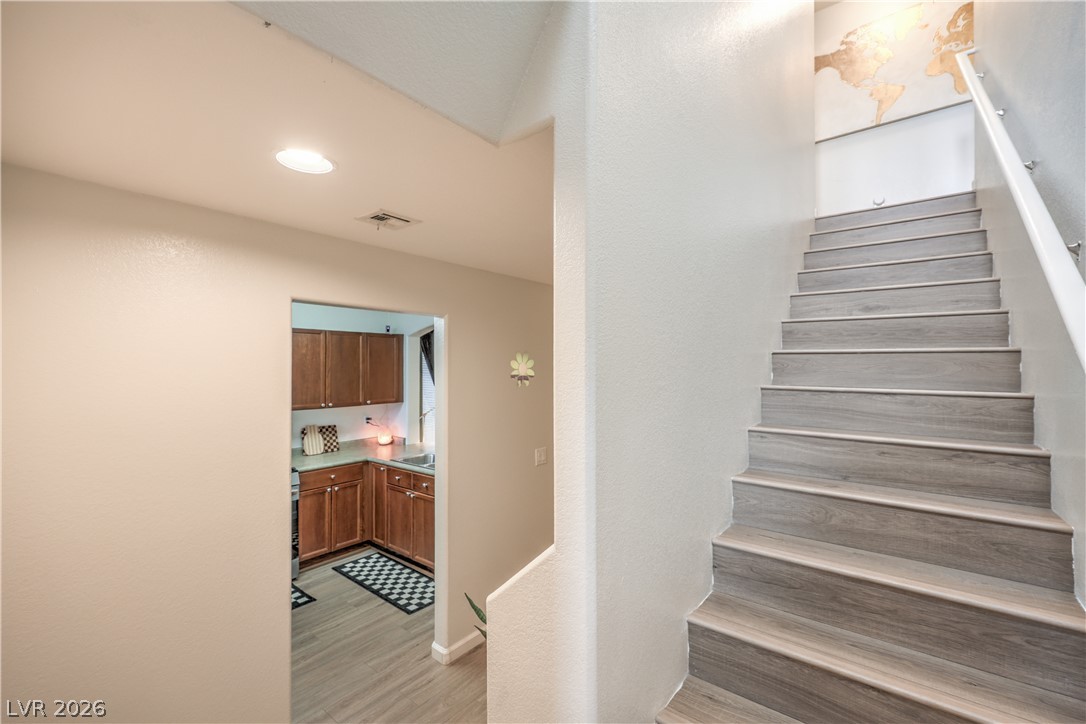 Photo 15 of 29, 9112 Alluring Avenue