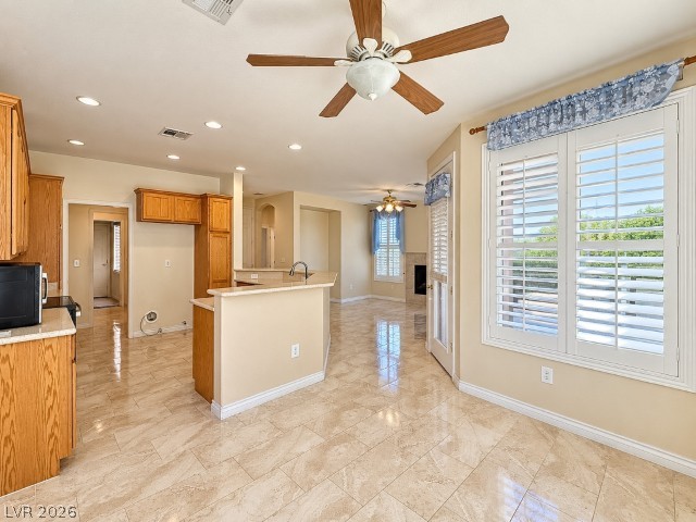 Photo 4 of 4952 Rivedro Street