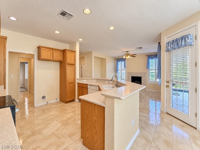 Photo 5 of 4952 Rivedro Street