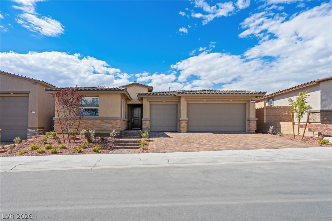 6235 Atlan Pointe Street, Las Vegas 89166