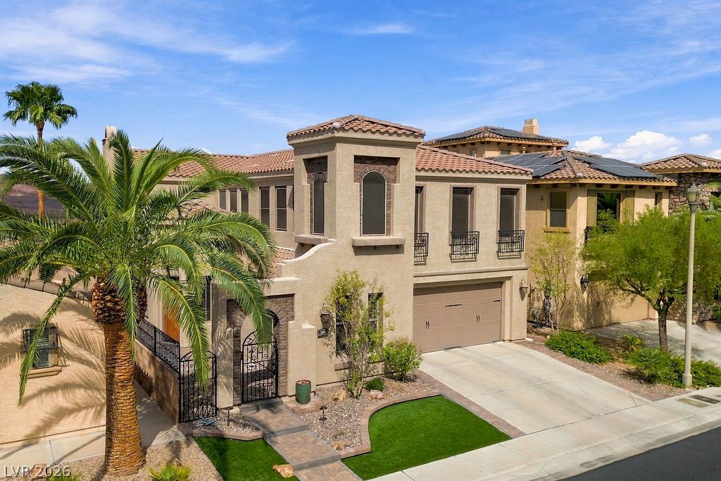 584 Via Colmo Avenue, Henderson 89011