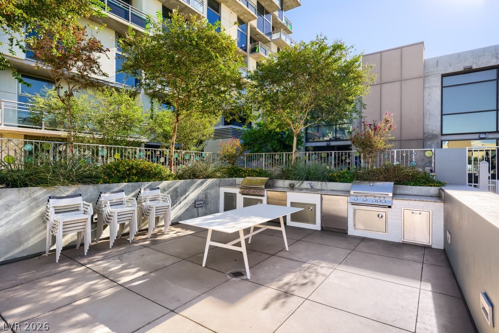 Photo 16 of 22, 353 E Bonneville Avenue #253