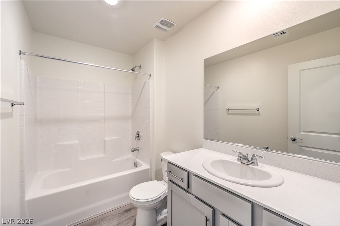 Photo 31 of 34, 1208 Sun Parakeet Drive