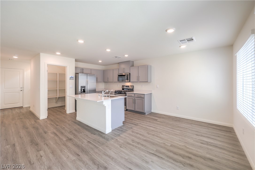 Photo 7 of 34, 1208 Sun Parakeet Drive