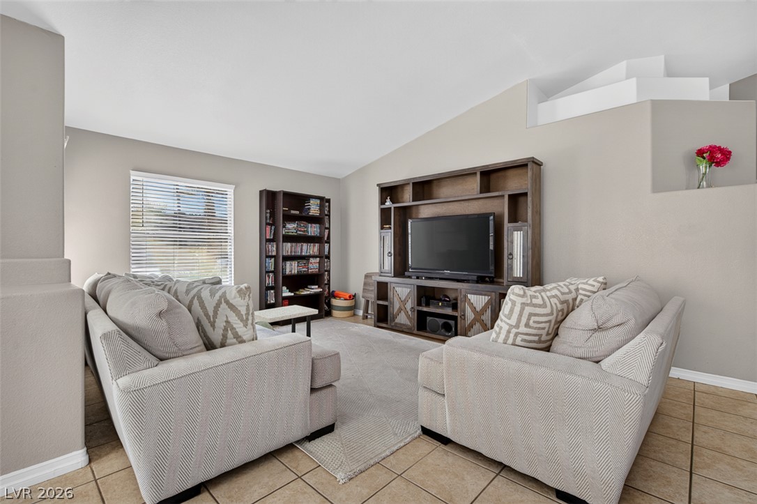 Photo 5 of 535 Brigadier Street