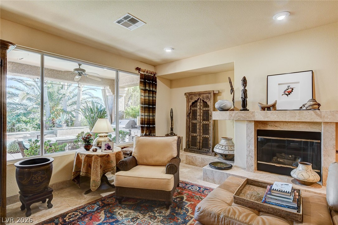 Photo 5 of 5152 Vincitor Street