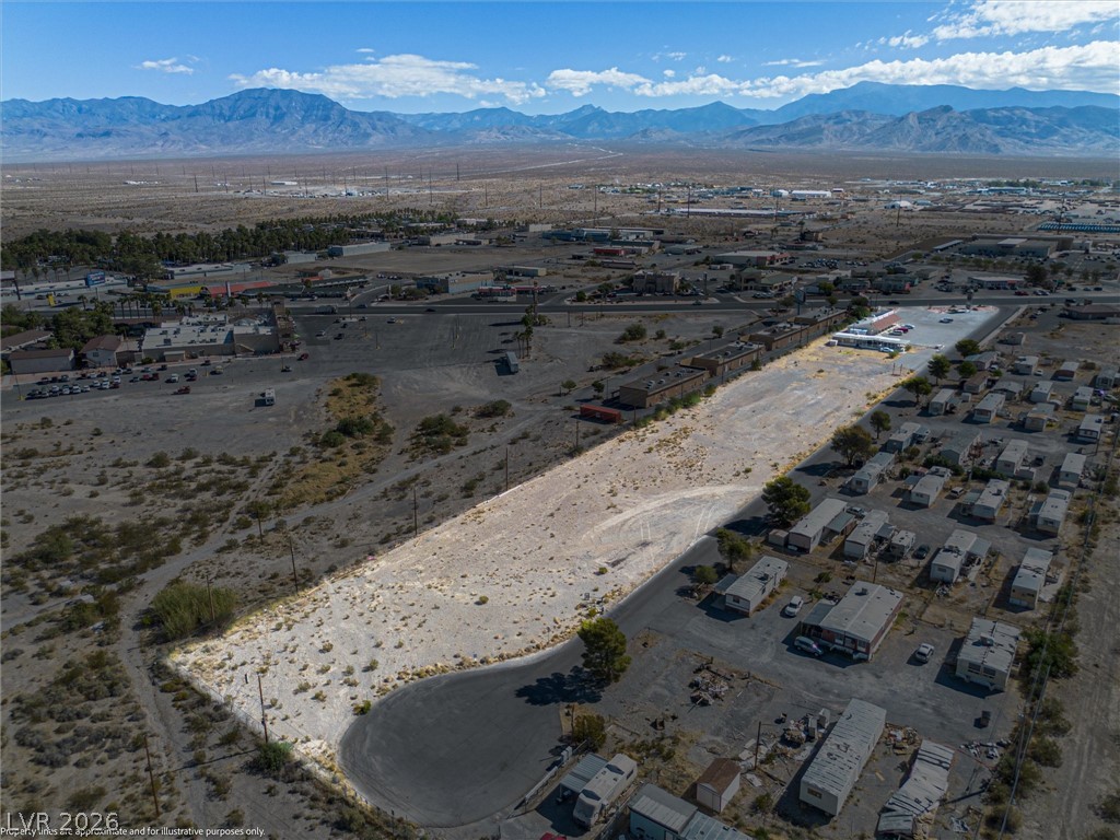 Photo 15 of 40, 2220 Nevada West Boulevard