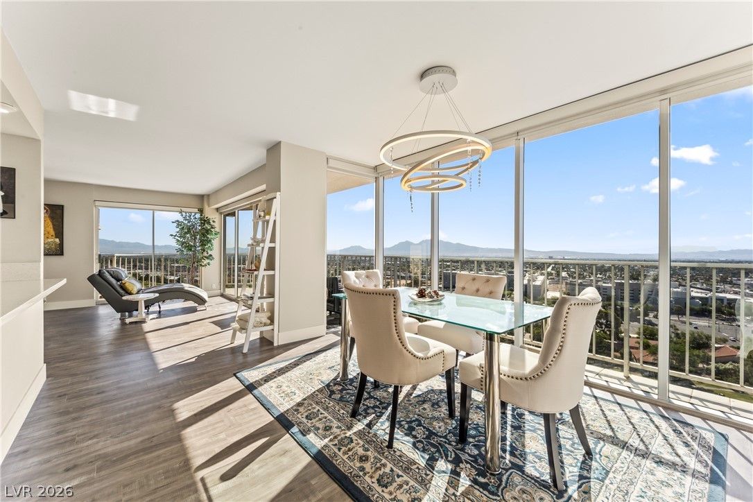 3111 Bel Air Drive #21F, Las Vegas 89109