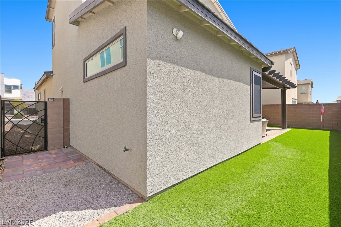 Photo 31 of 44, 709 Emerson Creek Court