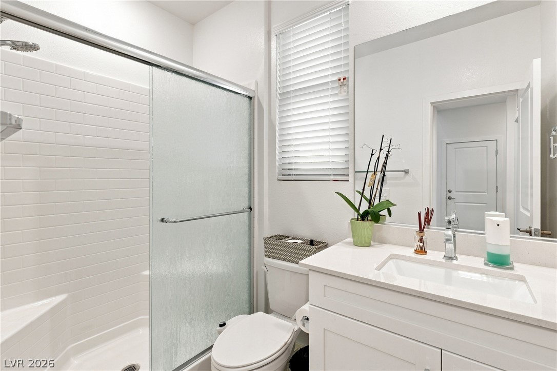 Photo 10 of 44, 709 Emerson Creek Court