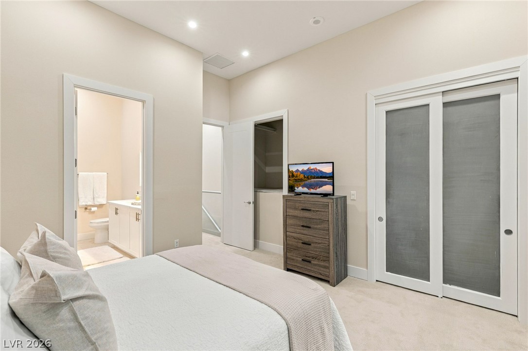 Photo 24 of 57, 4585 Dean Martin Drive #204