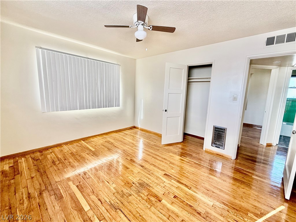 Photo 9 of 28, 1133 Darmak Drive