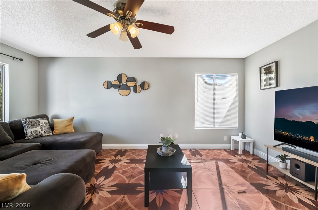 Photo 5 of 4733 Castle Rock Court