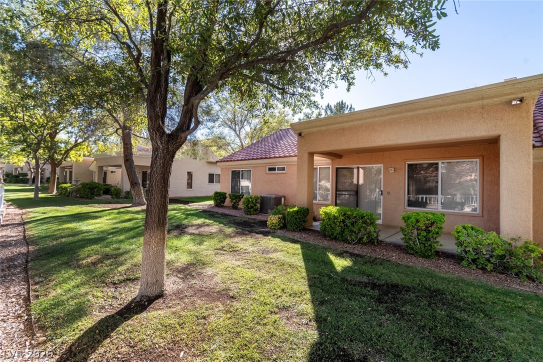 Photo 16 of 34, 2924 Linkview Drive