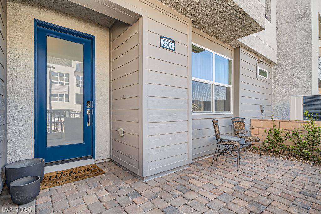 Photo 4 of 2507 Silent View Avenue